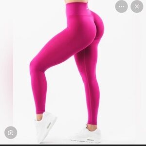 Alphalete Amplify Magenta Leggings